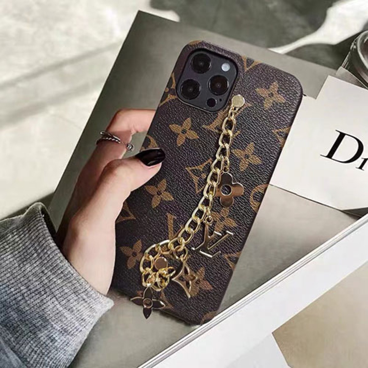 lv iphone14 pro max 14 plus case brand chain logo style cover