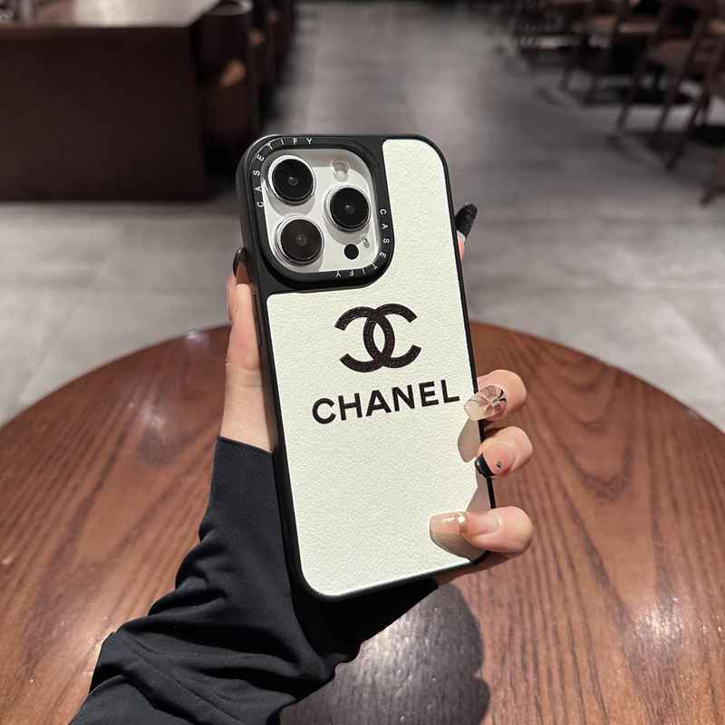 Chanel iPhone 16 pro/16 plus/15 cover