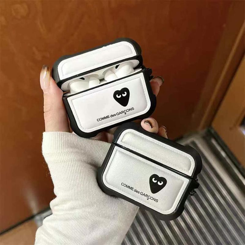 Comme Des Garcons AirPods4 Case 